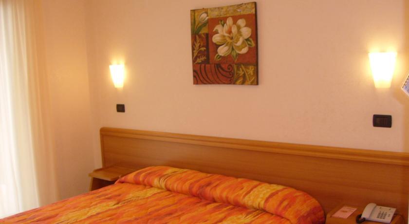 Hotel Apulia 圣乔瓦尼·罗通多 客房 照片